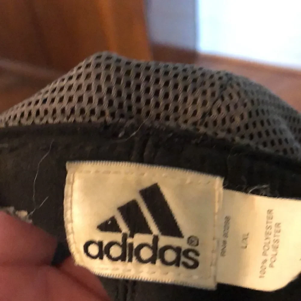 Kids Adidas boys size large fitted gray Adidas hat